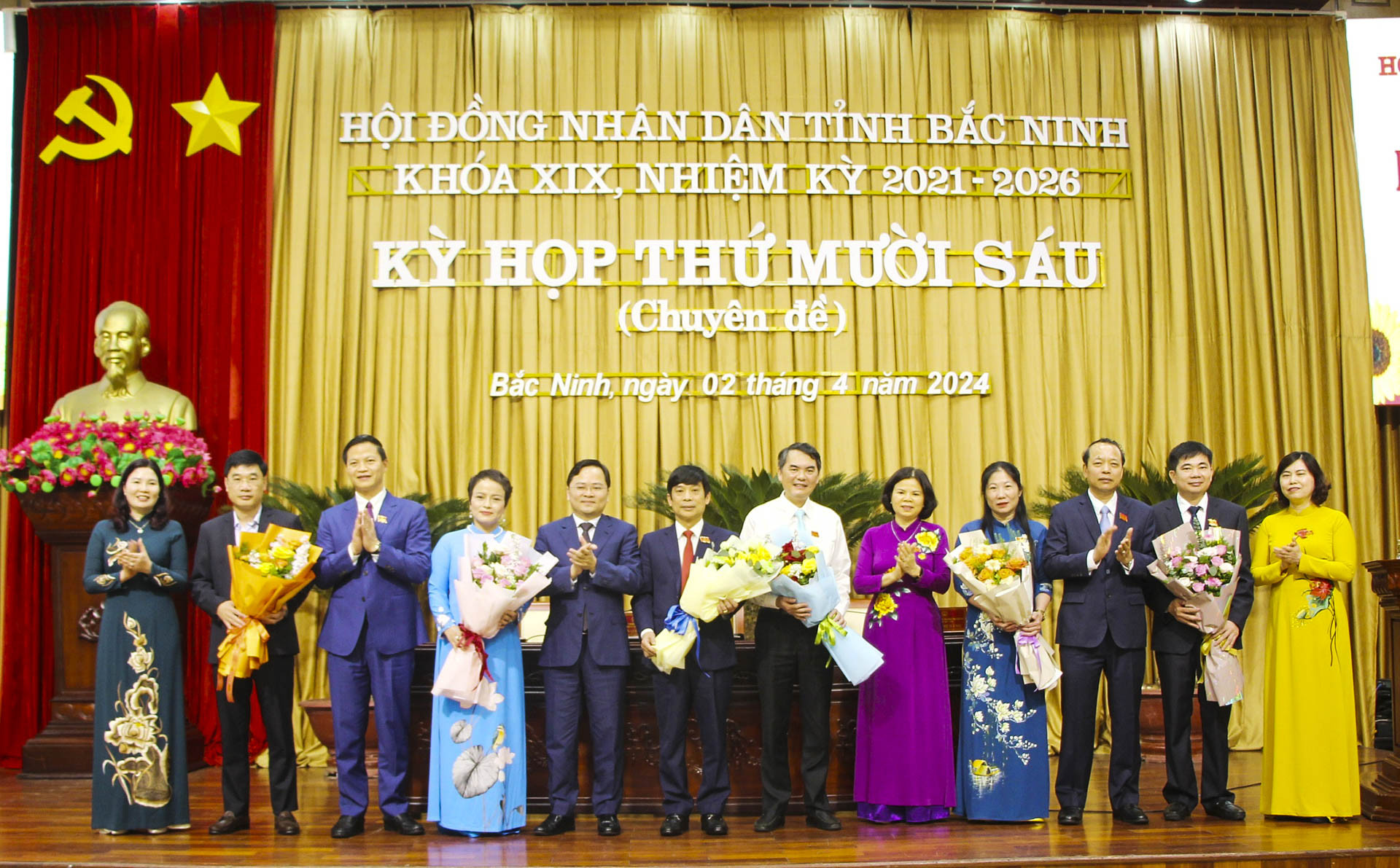 bi thu yen phong.jpg