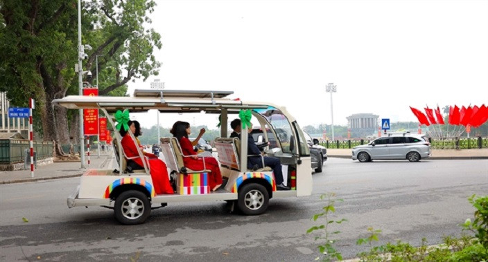 electric vehicles.jpg