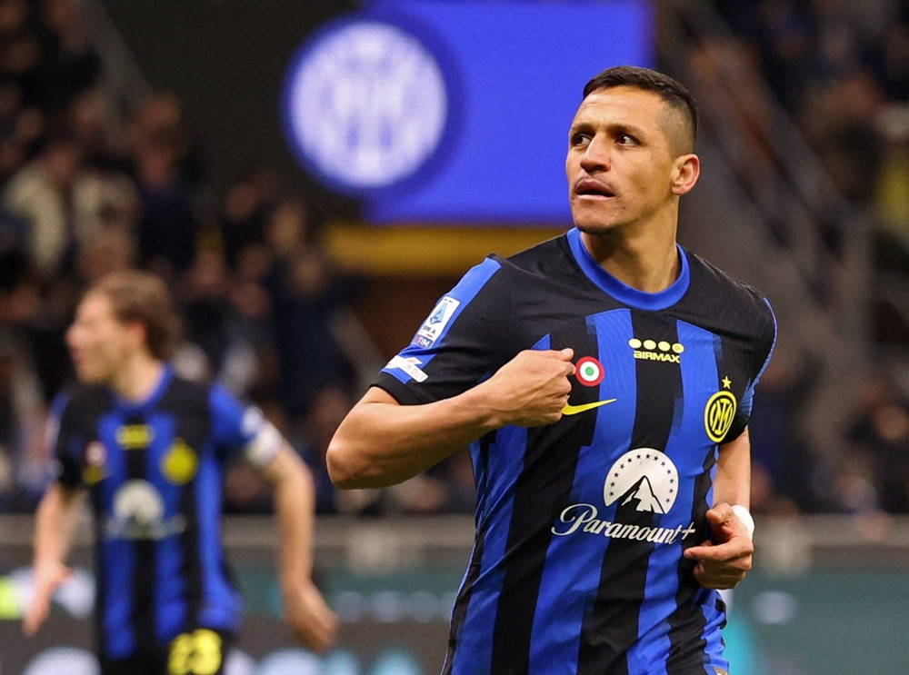 Cựu sao MU lập công, Inter Milan tiến sát ngôi vô địch inter milan v empoli 8.jpg