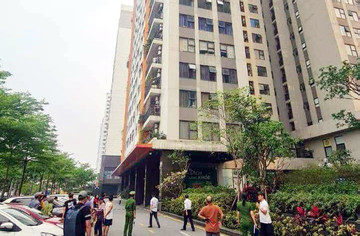 Người phụ nữ rơi từ tầng 25 chung cư ở Hà Nội xuống đất tử vong