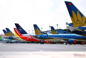 Expert proposes government subsidy for unprofitable air routes