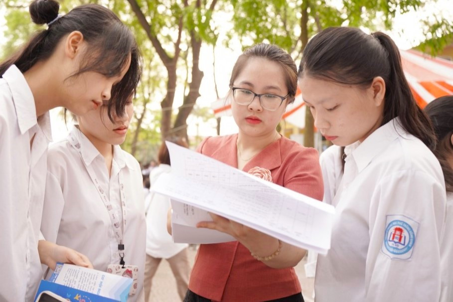 doi thoai 920240420082657.jpg