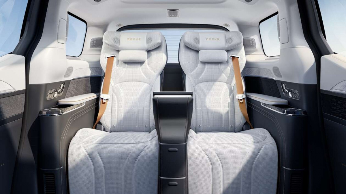 lo dien zeekr 009 grand - doi thu cua lexus lm hinh anh 3