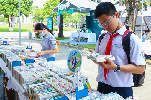 Ngày hội sách và văn hóa đọc hút giới trẻ