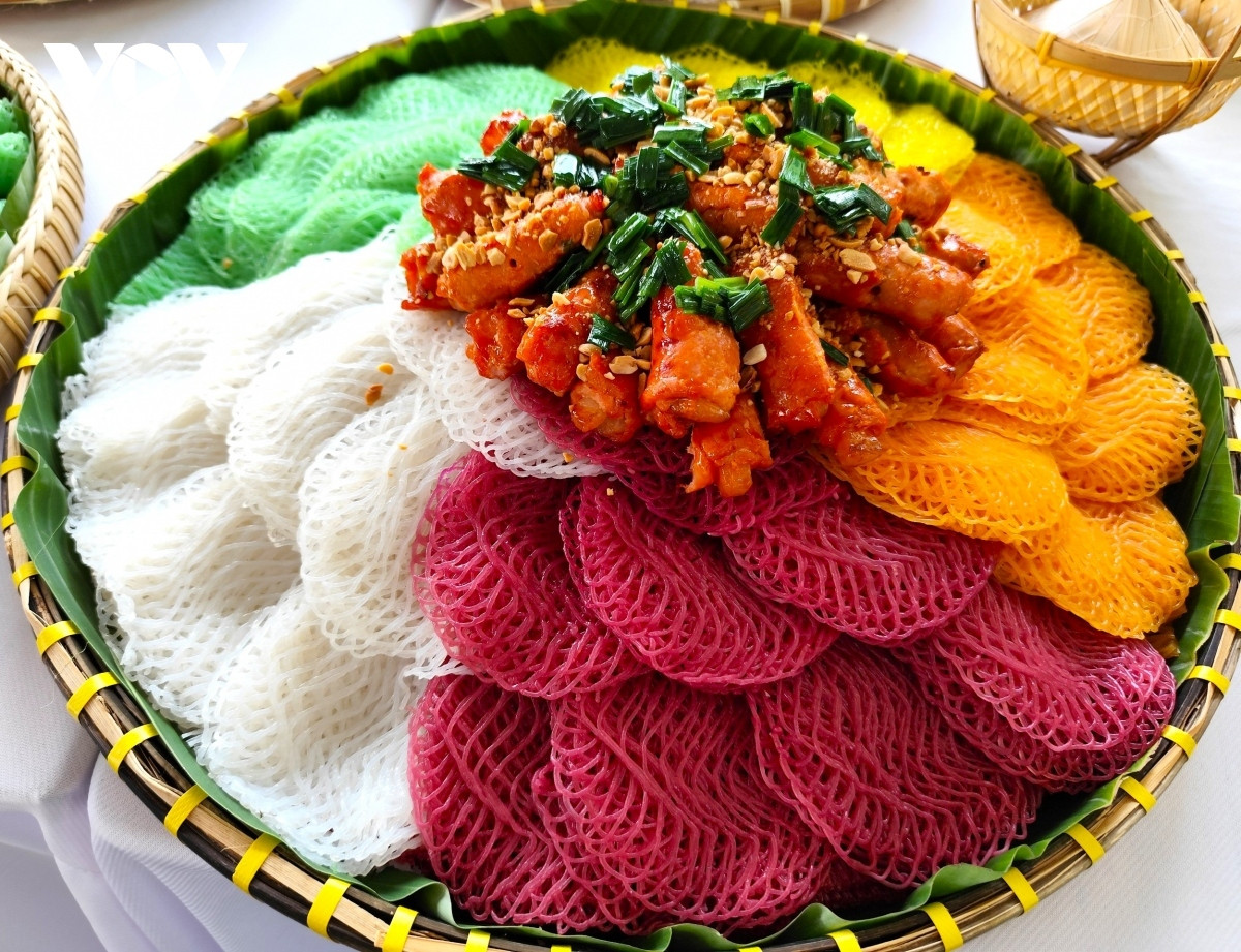 traditional cake festival showcases 100 signature kinds picture 5