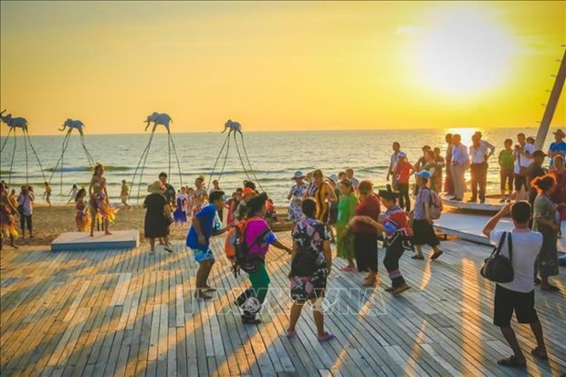 Southern tourism on right track hinh anh 1