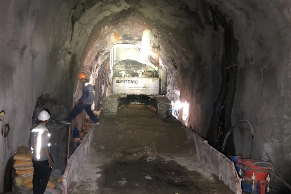 Rail freight stuck due to tunnel landslide