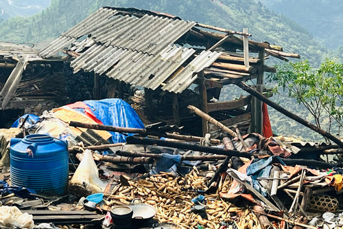 Sập nhà do mưa lớn, bé 5 tuổi tử vong ở Hà Giang