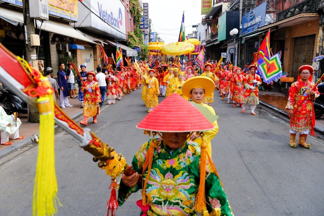 1 nguoi dan duong moi doan dao ngu 1 2.jpg
