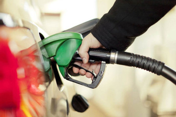 Giá xăng dầu hôm nay 23/4/2024 giảm chưa dừng, về mốc 85 USD/thùng