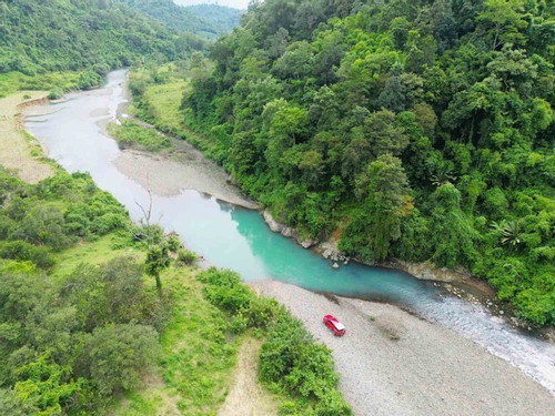 ﻿Serene beauty of La Ngau Stream in Binh Thuan