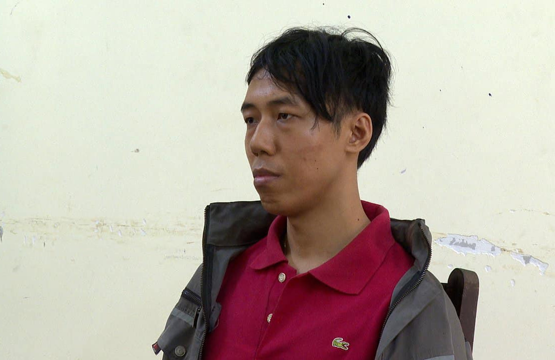 Tên cướp tiệm vàng ở Phú Thọ buông hung khí sau lời vận động của công an