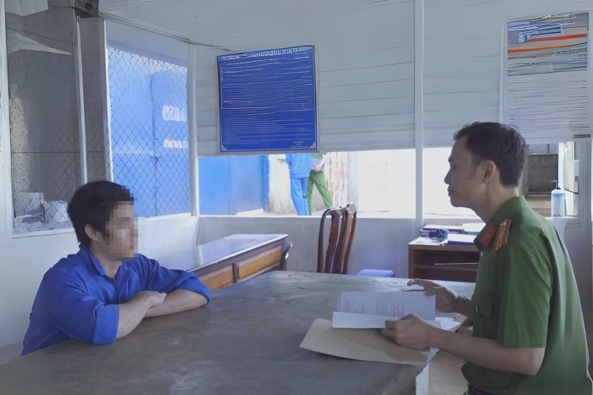 bắt giữ người.jpg