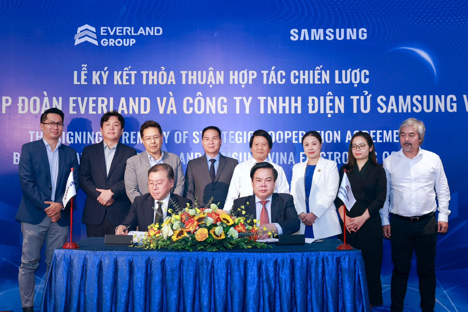 Tập đoàn Everland và Samsung Vina ký hợp tác chiến lược
