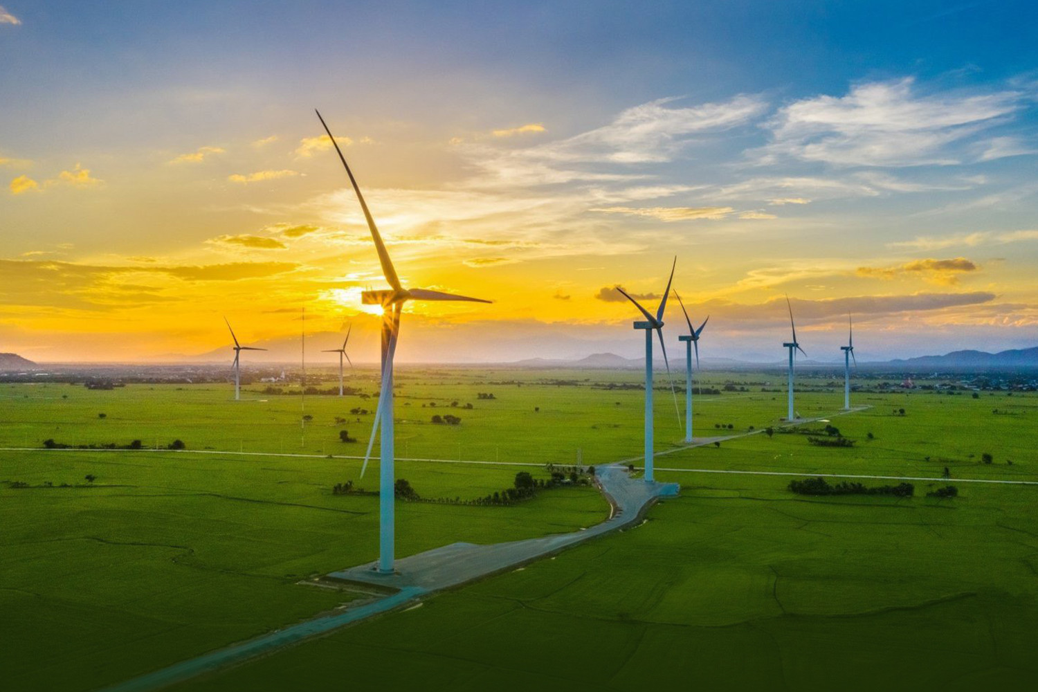 Thúc đẩy triển khai các khuôn khổ hợp tác quốc tế hỗ trợ chuyển đổi năng lượng tại Việt Nam