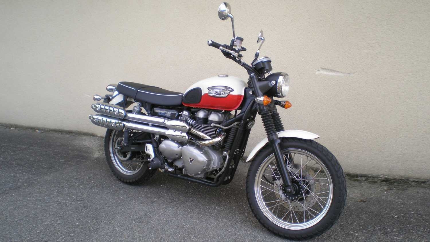 triumph scrambler 2.jpeg