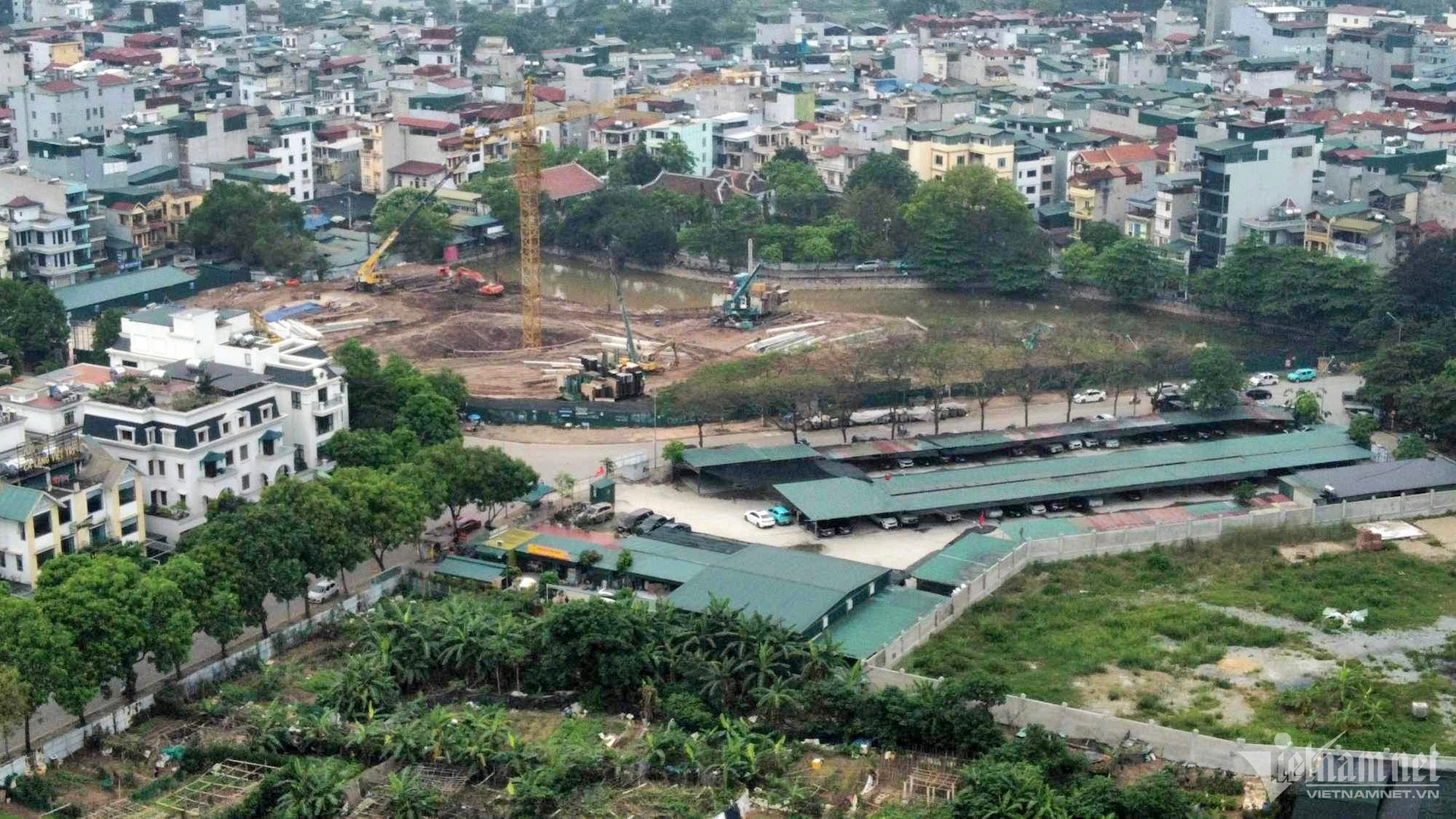 Ghi nhận trên địa bàn phường Hoàng Liệt, thời gian gần đây một số lô đất quy hoạch trường học đang được triển khai xây dựng.