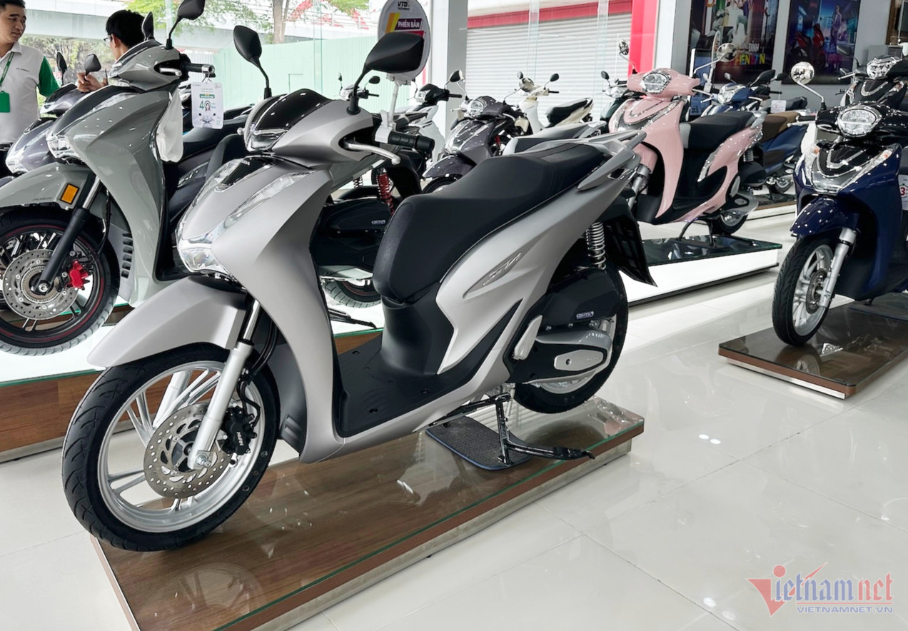 w gia xe may honda 4 1 1333.jpg