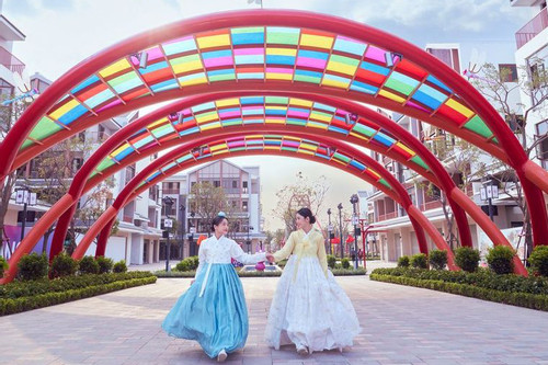 Sức hấp dẫn của không gian đậm sắc màu Hàn Quốc ở Grand World