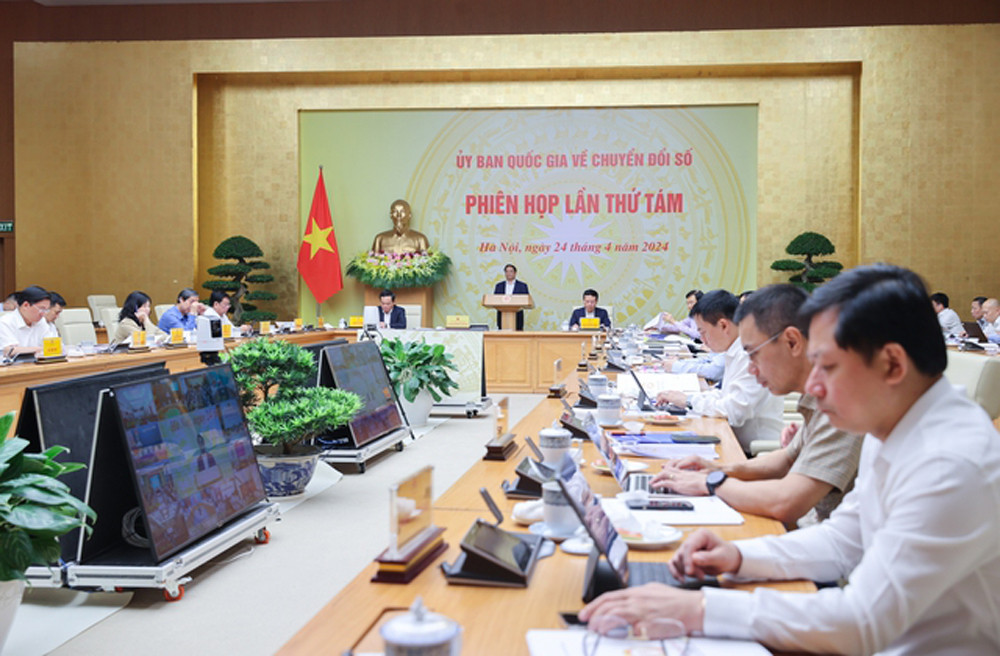 ủy ban chuyển đổi số họp phiên thứ 8.jpg