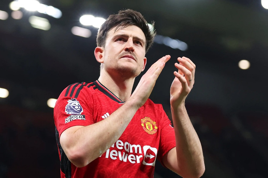 Harry Maguire ghi bàn thắng lịch sử Premier League giúp MU thắng ngược