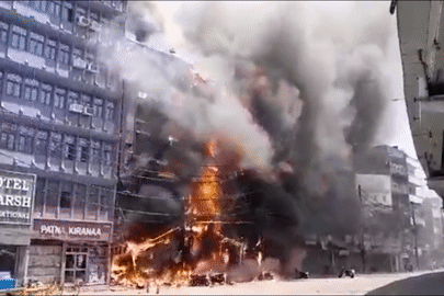 Hỏa hoạn bao trùm toàn bộ khách sạn khiến nhiều người thiệt mạng
