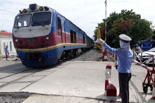 Report flags more than 1,000 locations posing risk of railway accidents