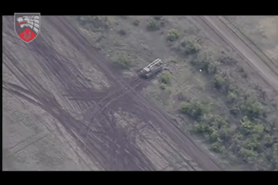Video hệ thống tên lửa phòng không Nga nổ tung vì trúng pháo kích của Ukraine