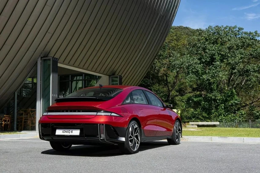 hyundai 7818jpg.webp