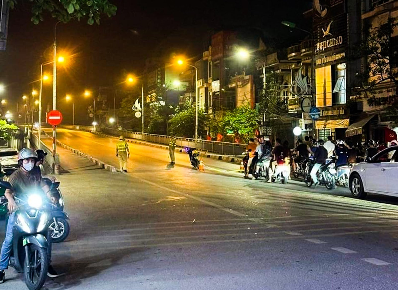 z5385688989543 68402be275ef4ce2a9fc3ac51aa56233.jpg