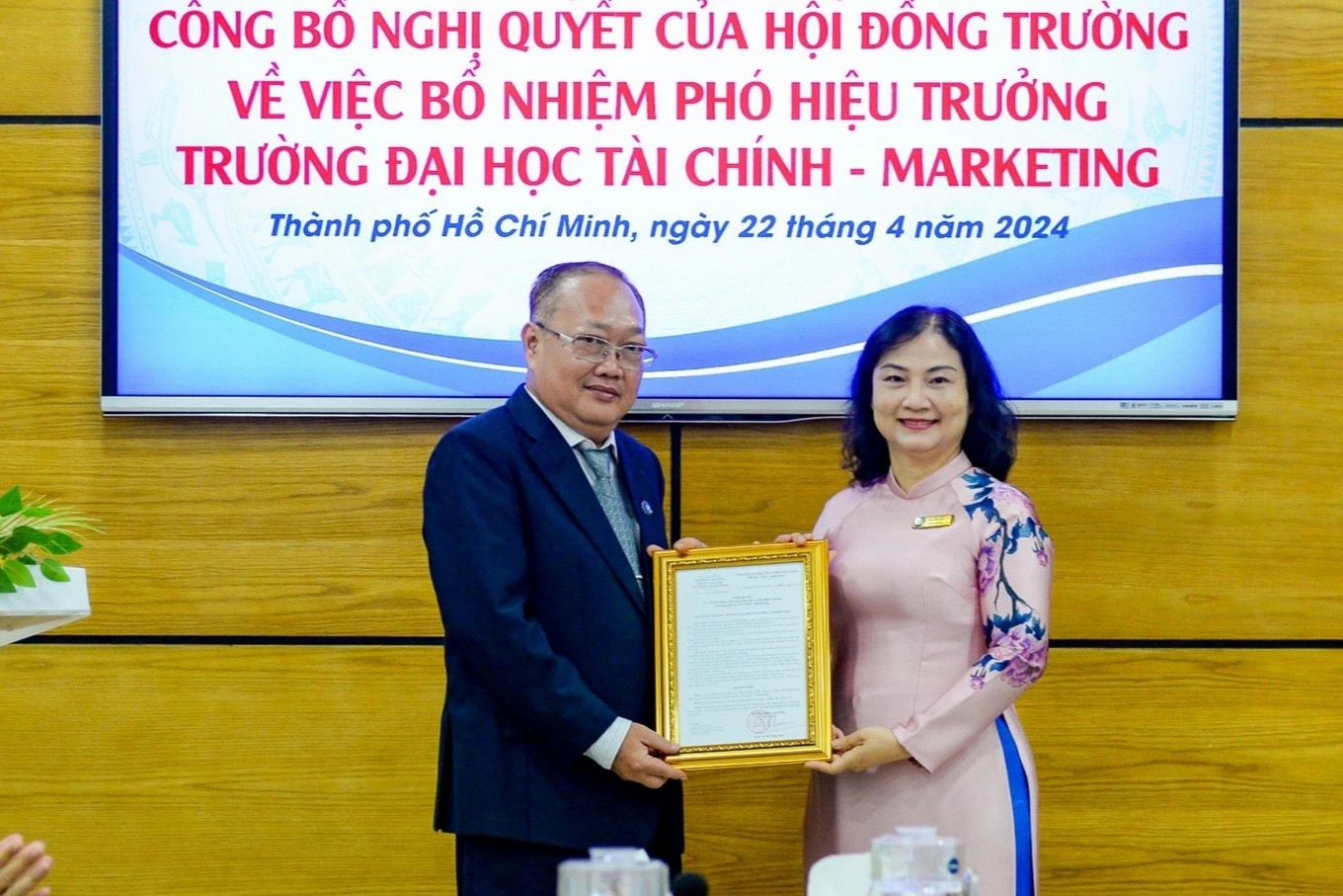 TS Phạm Quốc Việt nhậm chức Phó Hiệu trưởng Trường Đại học Tài chính - Marketing