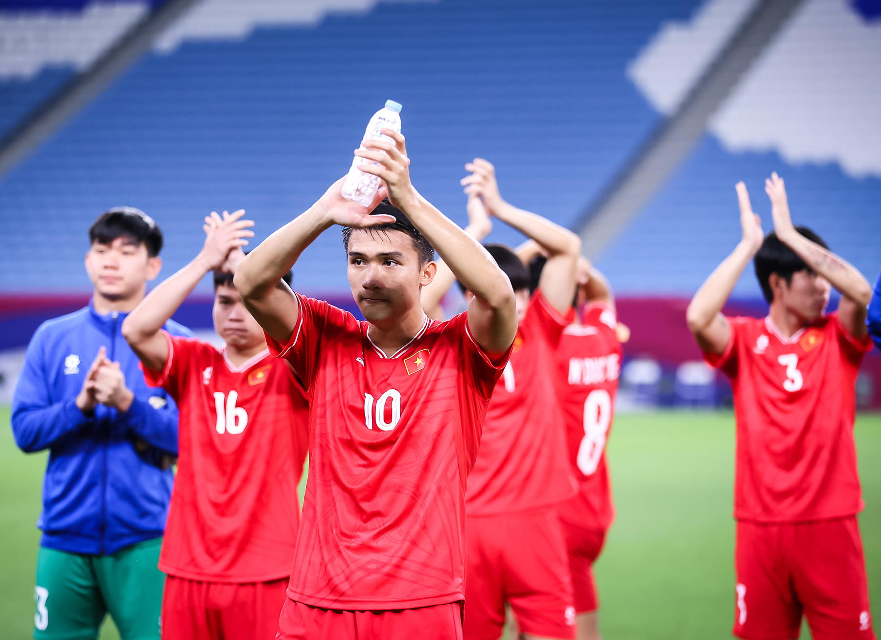 u23 viet nam chia tay u23 chau a.jpg