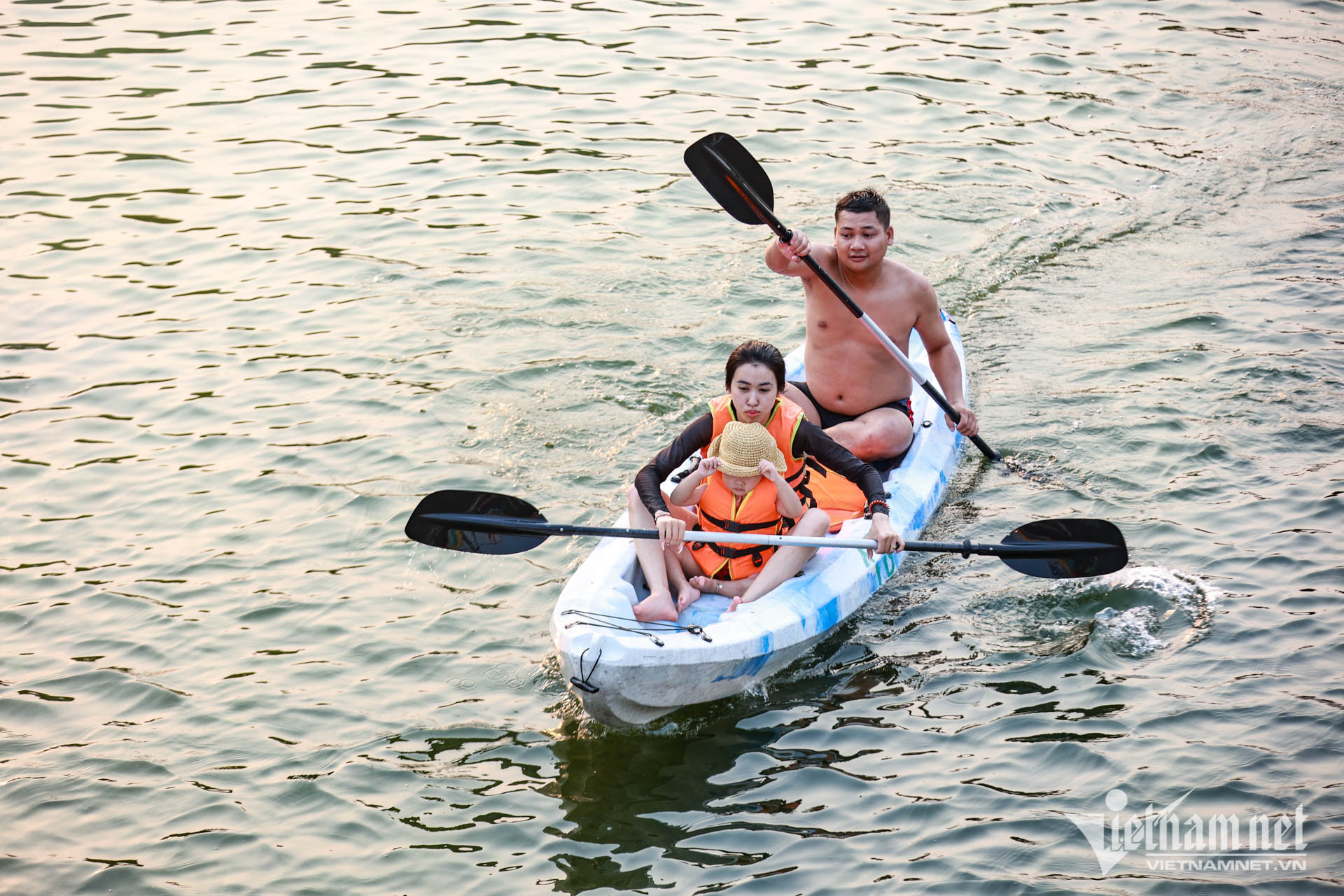 bien nhan tao9078.jpg