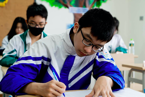Đề thi thử lớp 10 môn Toán của huyện Ứng Hòa, Hà Nội