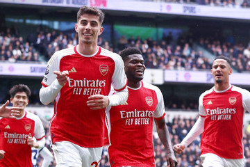 Trực tiếp Tottenham 0-3 Arsenal: Tấn công tìm bàn thắng (H2)