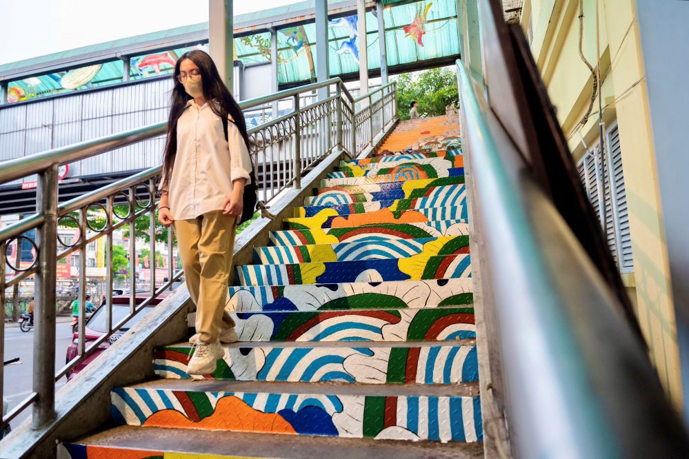 Aquarium Pedestrian Bridge adds to Hanoi's charm