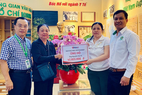 Trao hơn 45 triệu đồng đến gia đình ông Nguyễn Văn Út