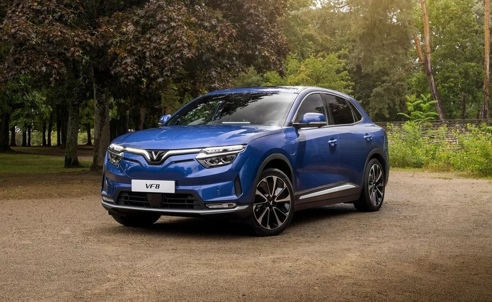 vinfast vf8.jpg