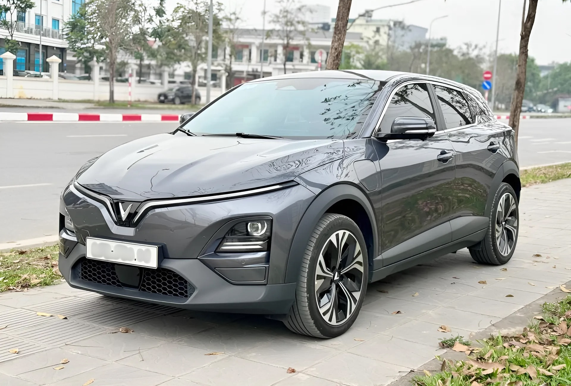 đánh giá vf6 plus 2025, Đánh giá VF6 Plus 2025 SUV Điện Việt Nam &#8211; Tiềm Năng và Thách Thức, Vinfast Mỹ Đình | Đại lý xe ô tô Vinfast chính hãng uy tín tại Hà Nội