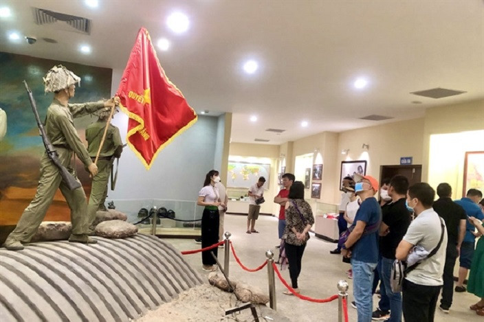 Dien Bien Phu Victory Museum opens for night visitors