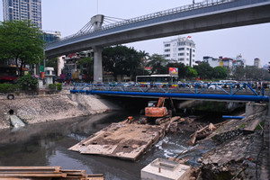 Dự án 800 triệu USD hồi sinh sông Tô Lịch chưa hẹn ngày về đích