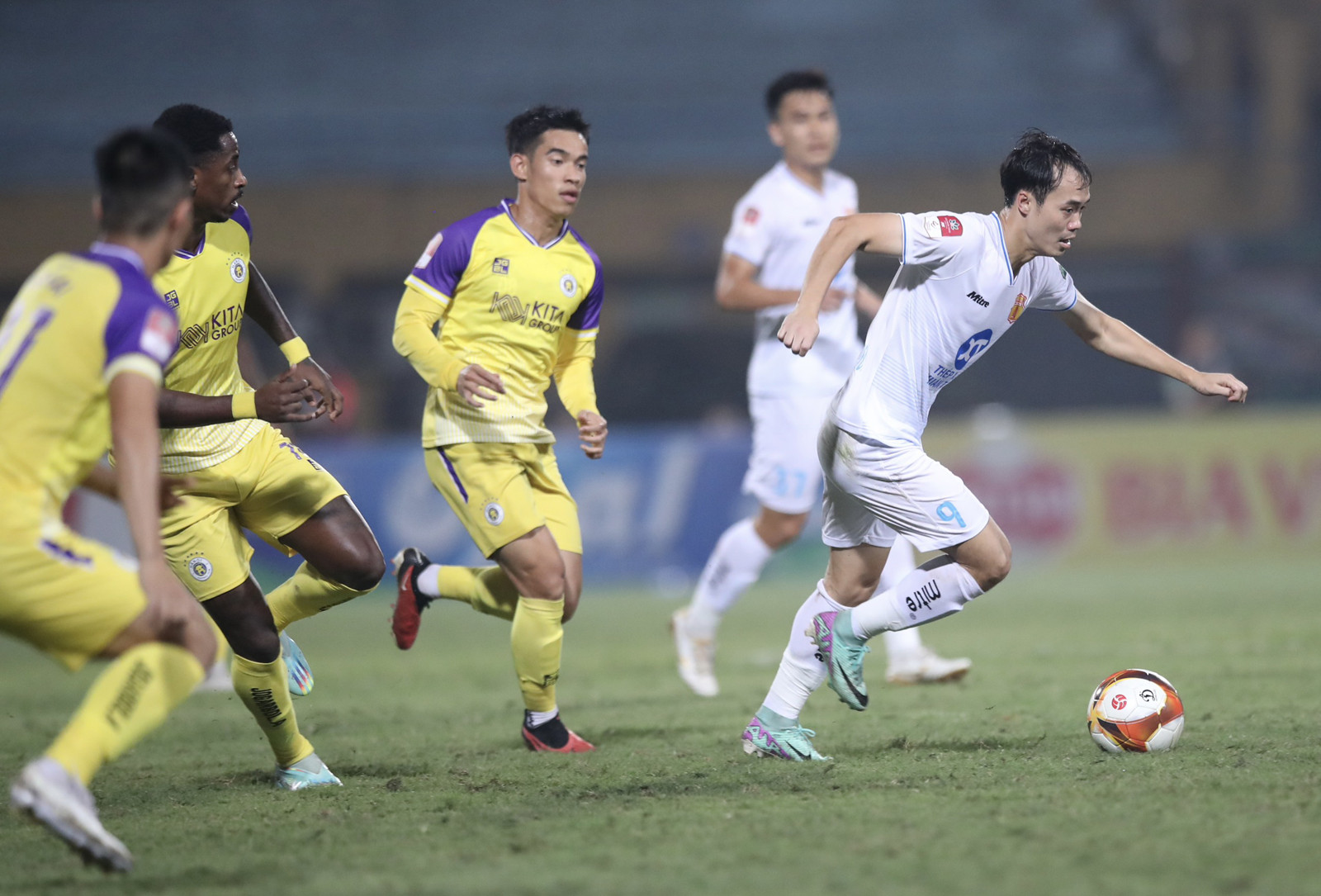 ha noi vs nam dinh.jpg