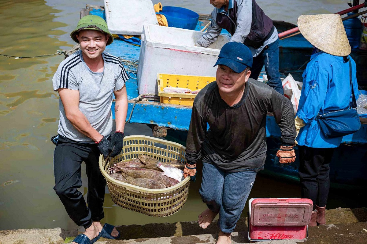 Quảng Bình tiếp tục hỗ trợ cho chủ tàu cá tham gia khai thác vùng biển xa với tổng số tiền hơn 22 tỷ đồng. Ảnh: CTV..jpg