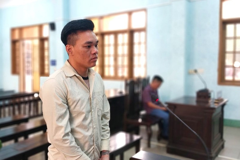 Trộm xe biển xanh đỗ bên đường, người đàn ông lĩnh án 13 năm tù