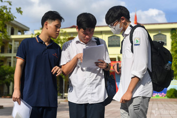 Đề thi thử lớp 10 môn Toán của huyện Gia Lâm, Hà Nội
