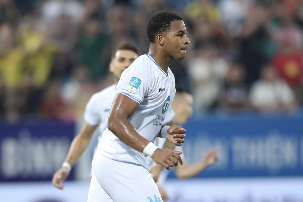 Thắng luân lưu nghẹt thở, Nam Định vào bán kết cúp Quốc gia