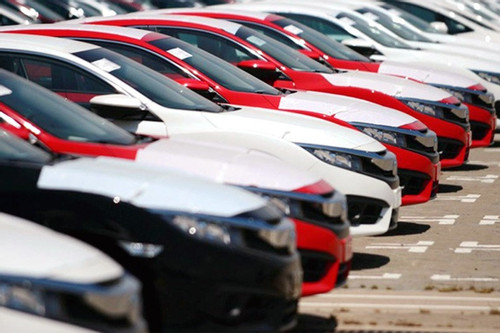 Xe nhập khẩu giảm mạnh, doanh nghiệp chỉ chú trọng mang về ô tô giá rẻ