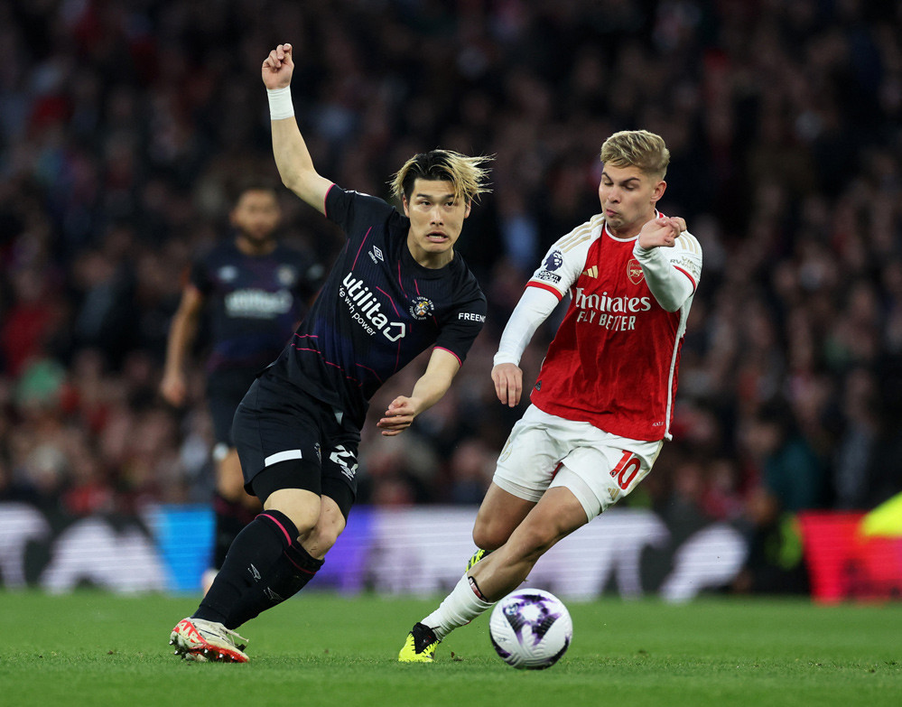 Thắng dễ Luton, Arsenal vững vàng ngôi số 1 Arsenal.jpg