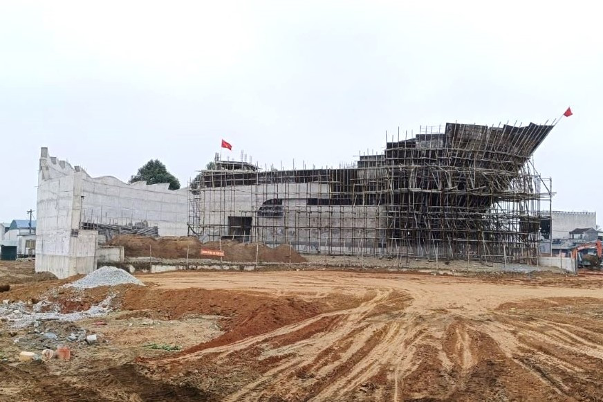 Bình luận sai sự thật về tượng đài, người đàn ông ở Thanh Hóa bị phạt 5 triệu