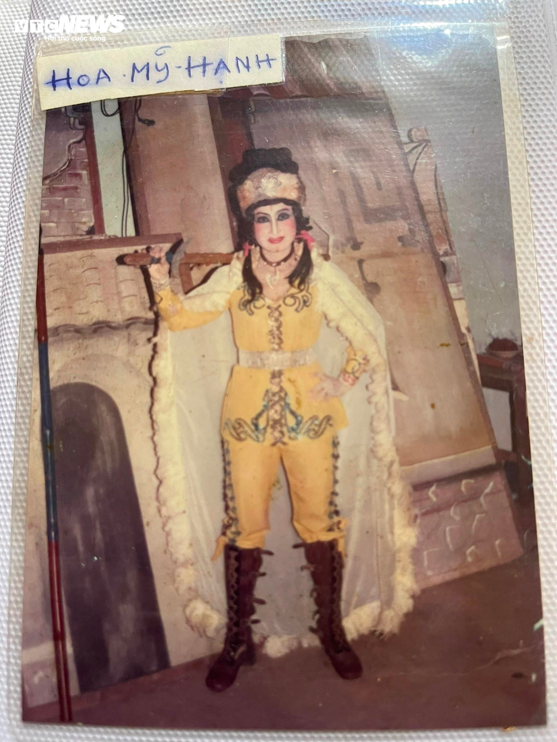 Hoa Mỹ Hạnh từng kiếm cát-sê một cây vàng mỗi đêm.